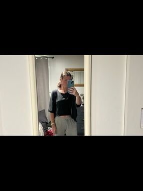 Free People Black Cropped Tee - Casual Boxy Fit